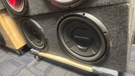 Pioneer subs