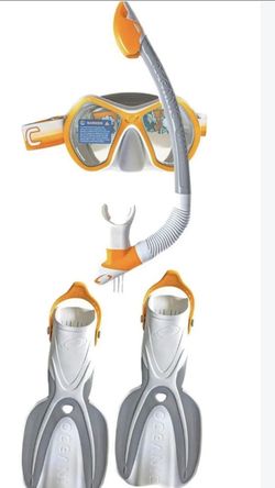 Oceanic Snorkel Mask and Fins Set