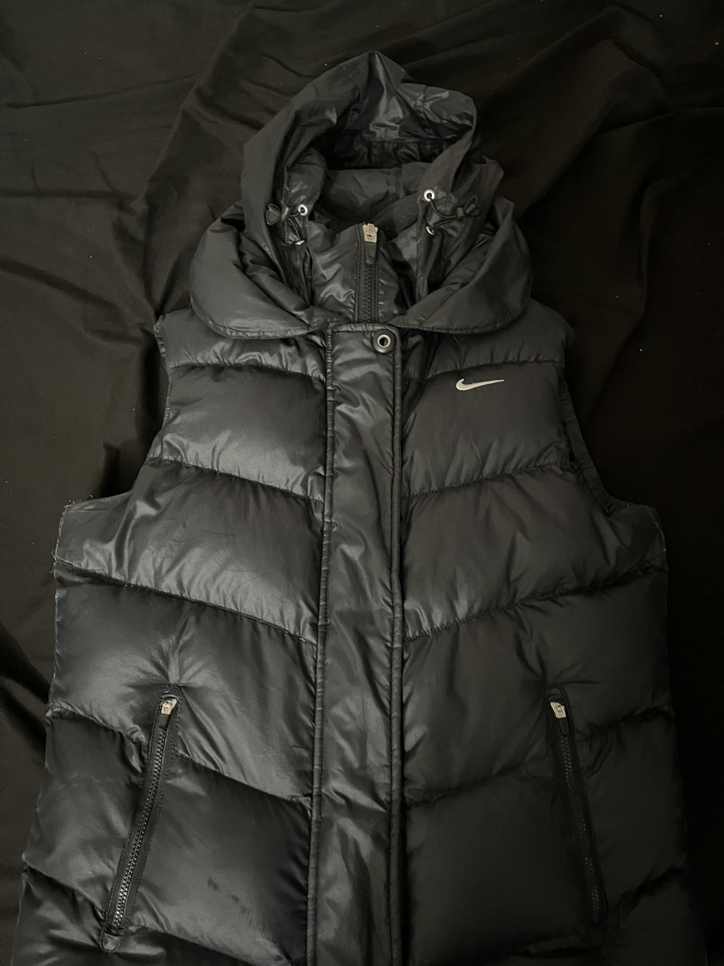 Men’s Nike Puffer Vest Size Small 