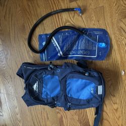Day Trip Backpack With Bladder