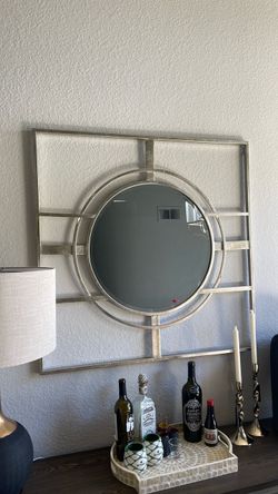 Decorative wall mirror