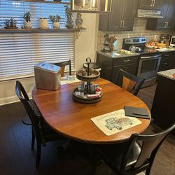 Kitchen Table W/ Leaf & 4 Chairs 