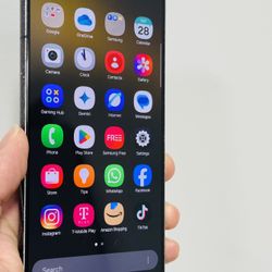 Unlocked Samsung Galaxy S22 Plus 128GB | Deabloqueado 