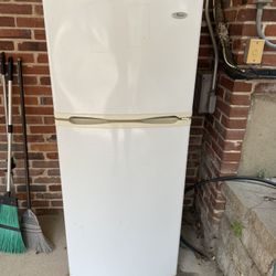 Free Partial Working Fridge