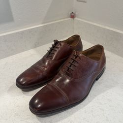 Florsheim dress shoes size 9.5