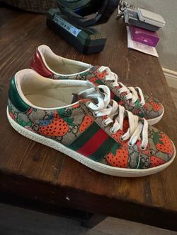 Gucci Ace GG Strawberry Print