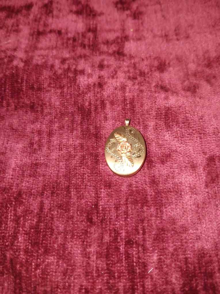 Vintage PPC 14 GF LOCKET