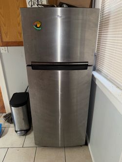 Whirlpool stainless steel refrigerator