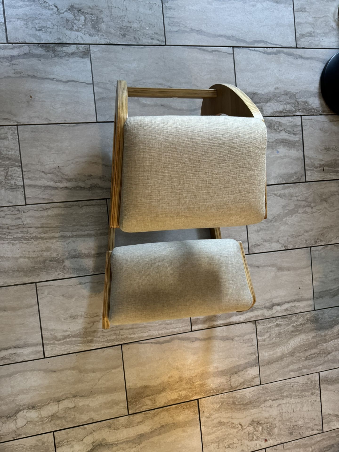 Ergonómic Kneeling Chair 