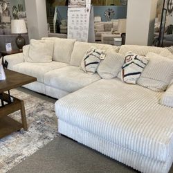New 🌀$20 Down Payment Finance 🌀Lindyn Linen  3 Piece Sectional with Chaise 