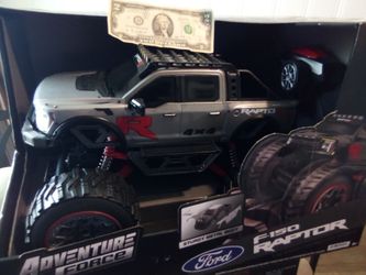 Remote control monster truck