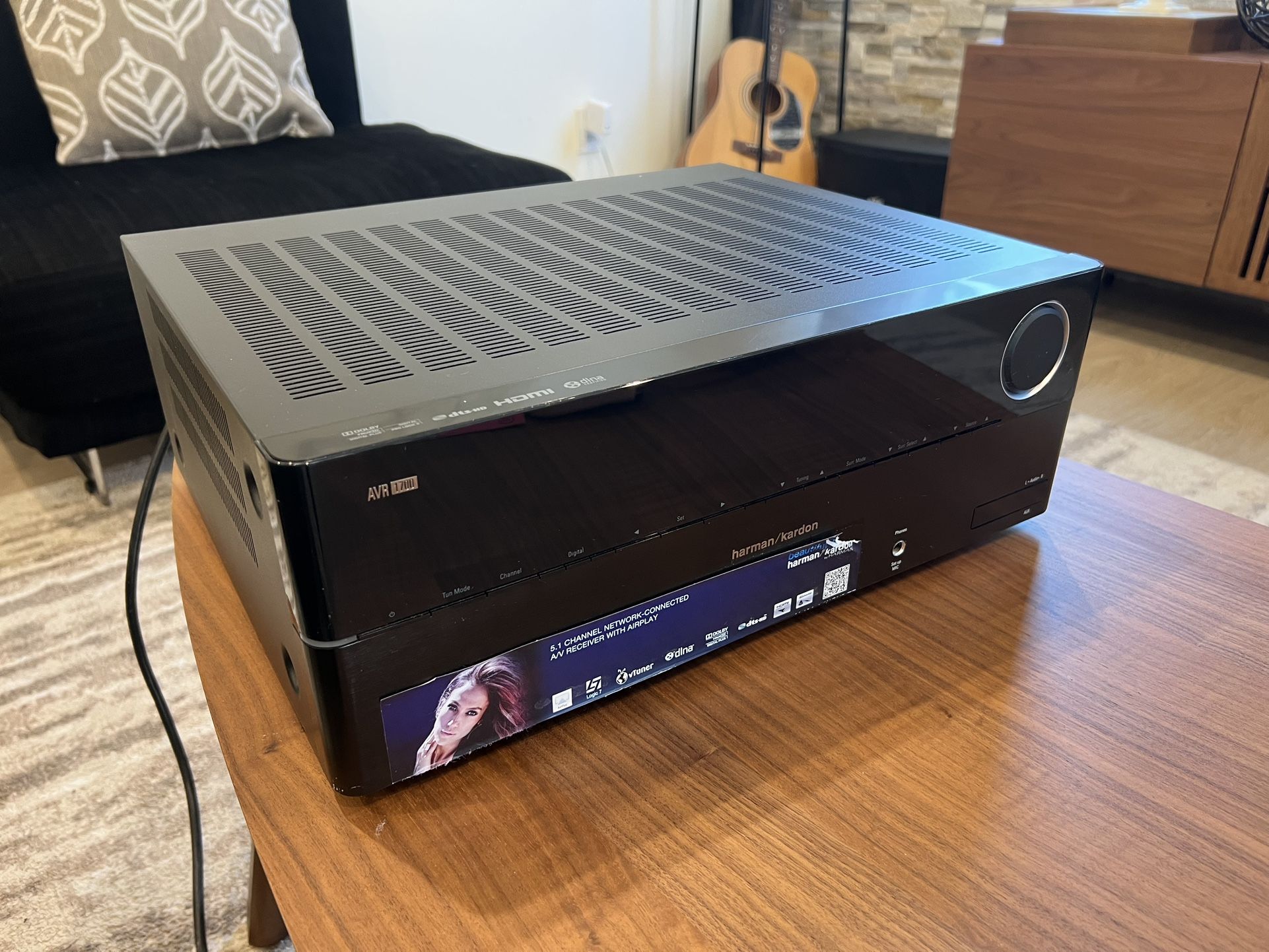 Harman Kardon AVR1700: 5.1 Ch A/V Receiver With AirPlay