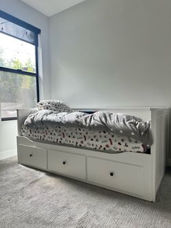 IKEA Hemnes Daybed