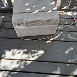 A c for sale Works great130 Or best offer.
The plug is two forty