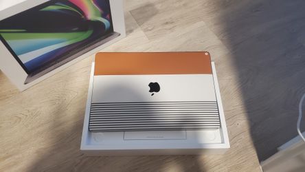 Macbook Pro (M1, 16gb Ram, 1tb Ssd)