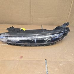 Hyundai Kona 2018 2019 2020 2021 Headlight DRL 