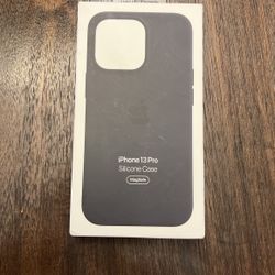 Apple I-Phone Pro 13 Silicone Case In Black