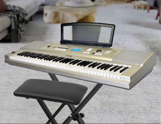 Yamaha DGX-230 76-key Portable Keyboard With Stand/ Seat