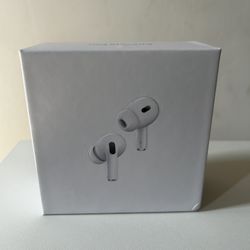 *Brand New* Apple 2nd generation airpods With Magsafe Wireless Charging Case (white)