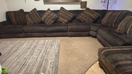 Couch set