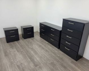 Dresser,  Chest And 2 Nightstands  - Cómoda , Gavetero Y 2 Mesitas de noche