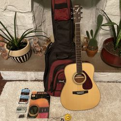 Yamaha Guitar 