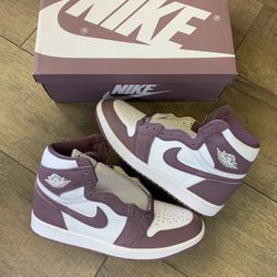 Jordan 1 Mauve - Size 9.5m