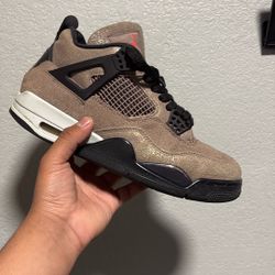 Jordan 4 Taupe Haze 190 Or Best Offer 