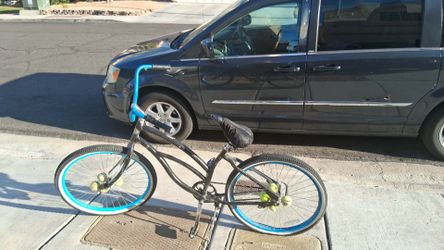 Nineteen fifty swind beach cruiser