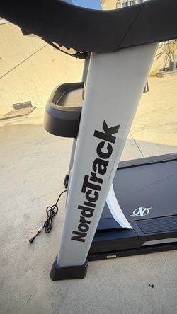 EXP 7i NordicTrack Treadmill