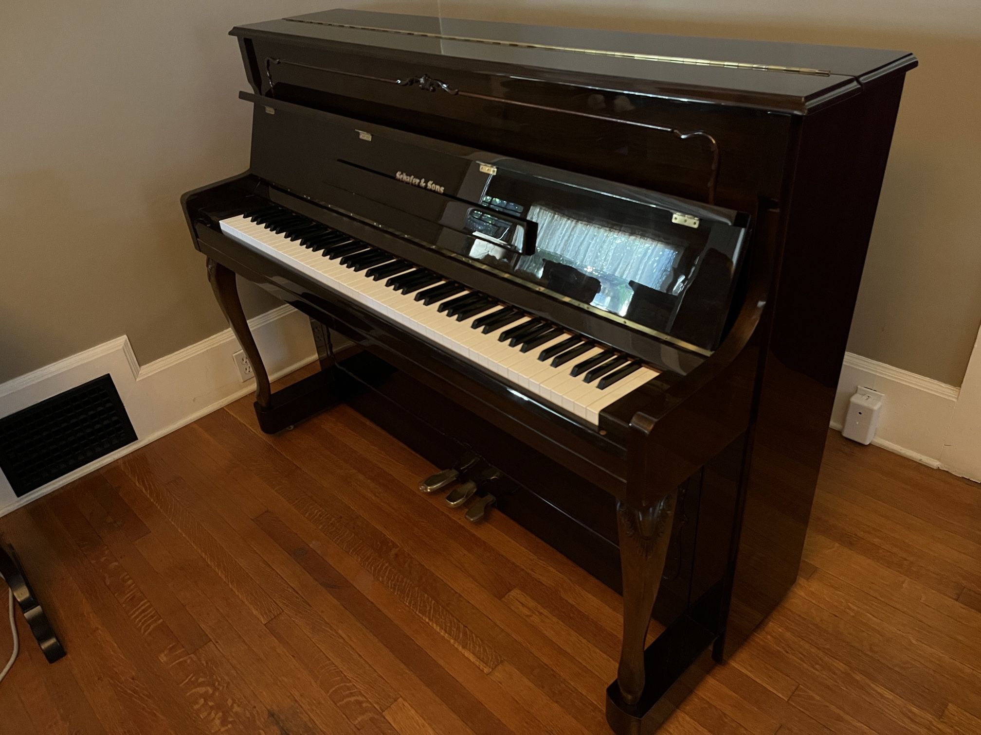 Schafer & Sons Piano Beautiful