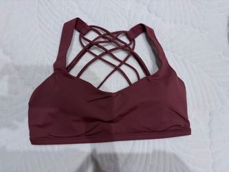 Lululemon sports bras and tanks
