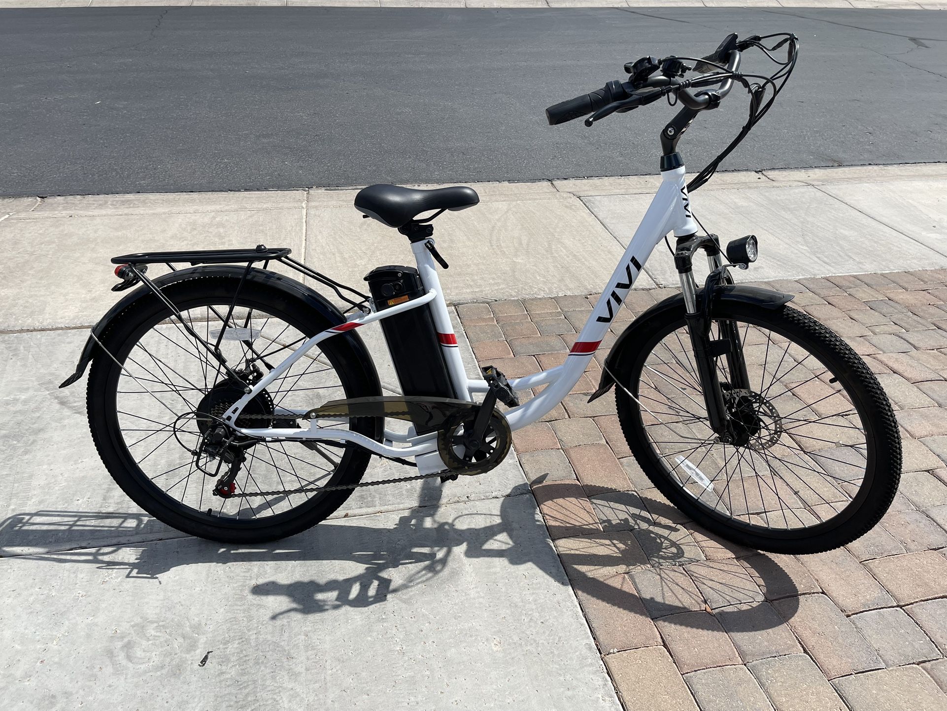 HUGE PRICE DROP TODAY ONLY! VIVI E-BIKE 26 Inch Cruiser Bike 500 W 20 Mph Seven Speed Electric Commuter Bike