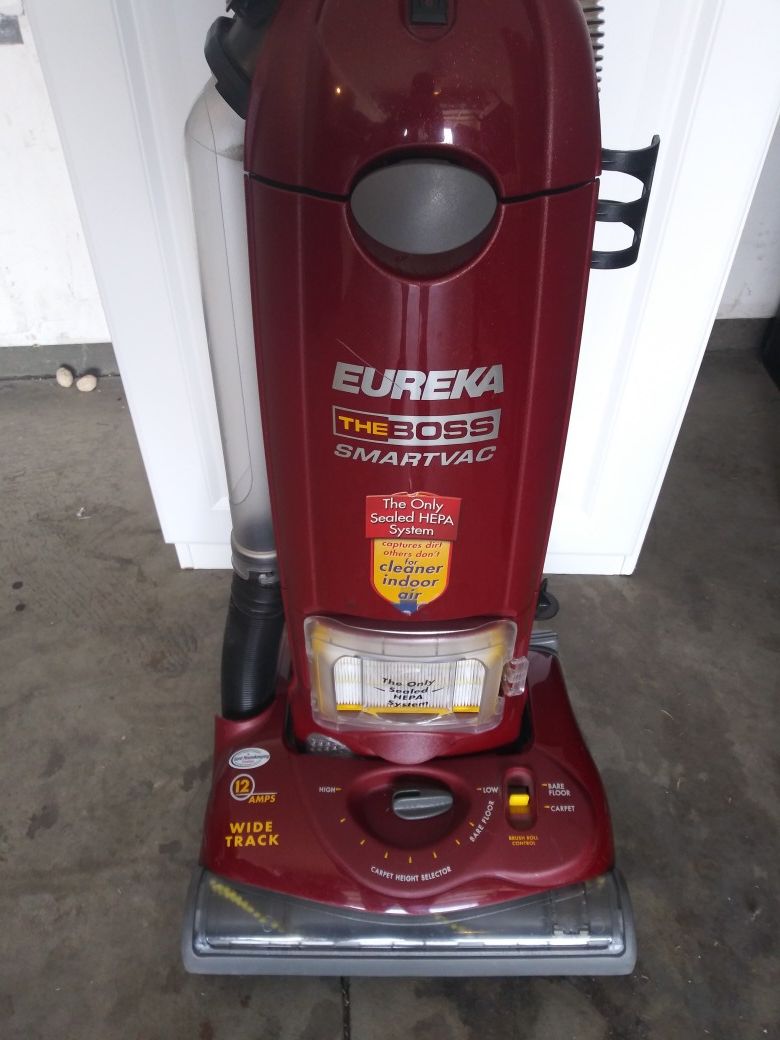 Eureka The boss vacuum