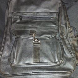 BLACK LEATHER BACKPACK NEW