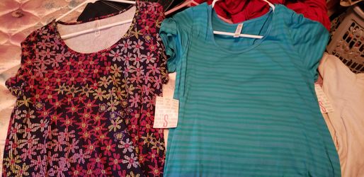 LuLaRoe shirts Small