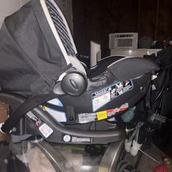 Baby Car Seat  Condition 9.8/10