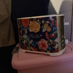 Pioneer Women Toaster