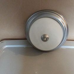 Light fixtures