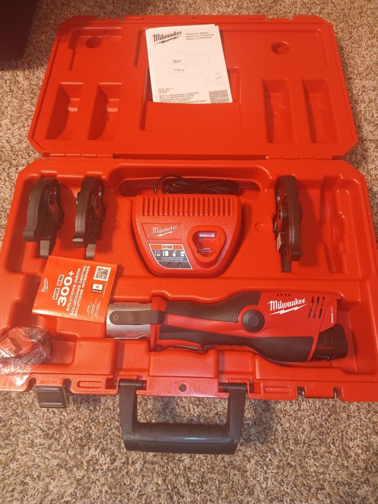 Milwaukee M12 Pressing Tool New 1/2in , 3/4 And 1in Jaws Hardcase, Batteries And Charger $1450