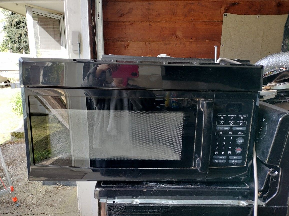 Magic Chef Over The Range Microwave  - Can Deliver