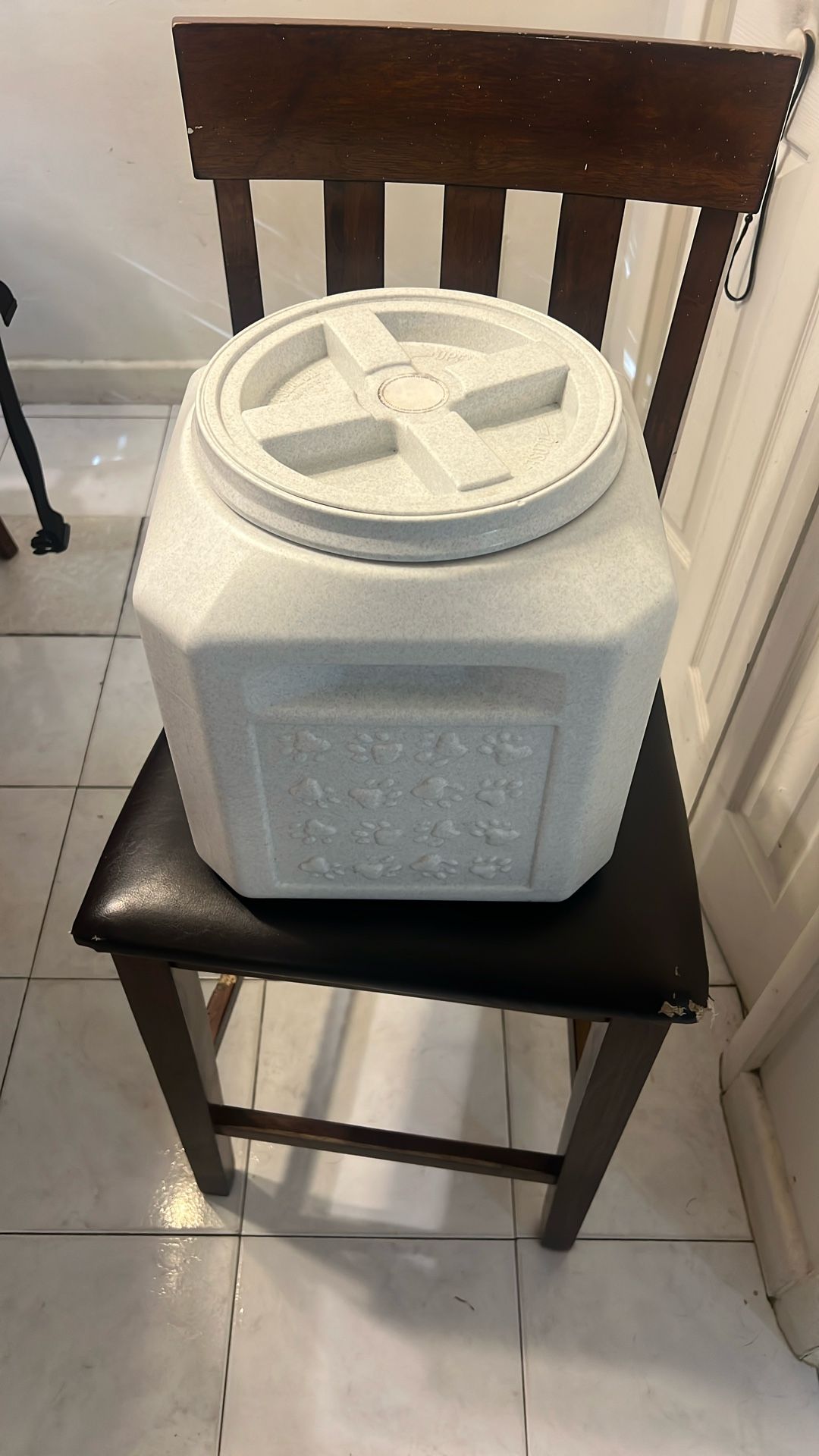 Gamma 2 Outback Pet Food Storage