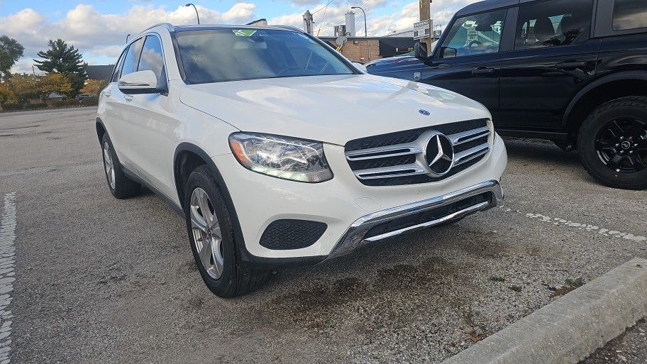 2018 Mercedes-Benz GLC 300