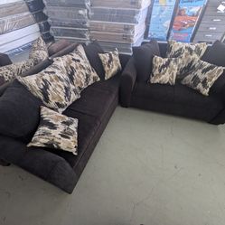 Black Sofa & Loveseat 