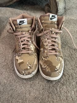 Women’s Nike Camo size 9.5