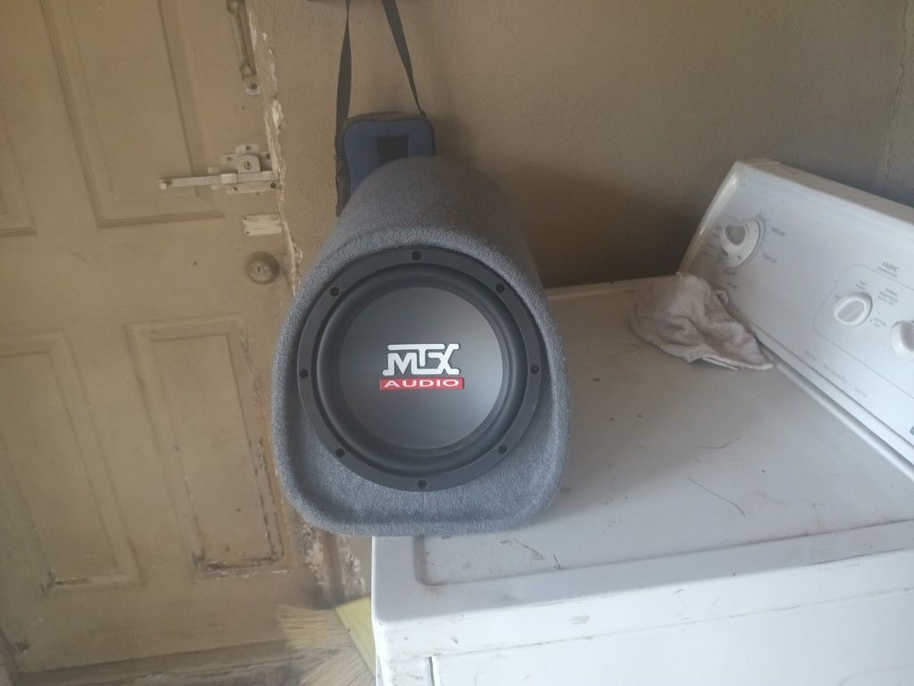 Mtx Amp Box And 8 In Subwoofer All In One