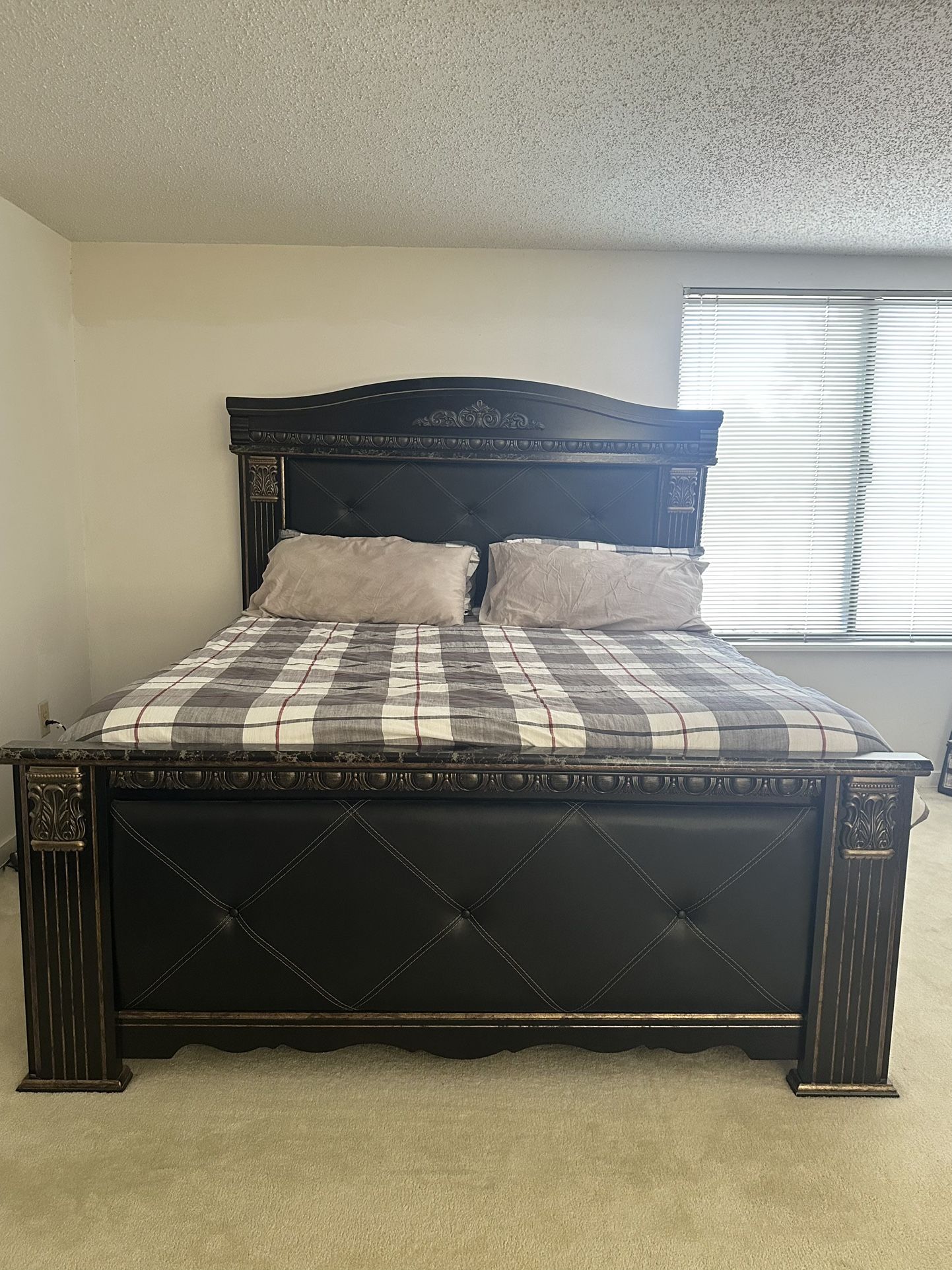 King Bedroom Set