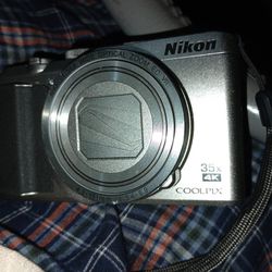 Nikon Coolpix 