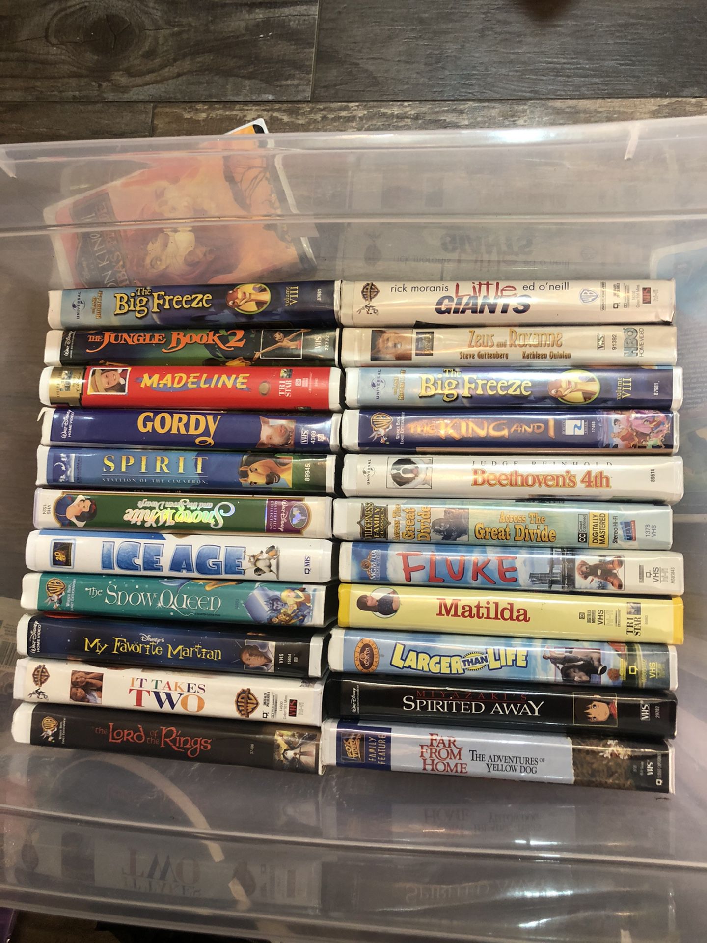 52 kids VHS movies