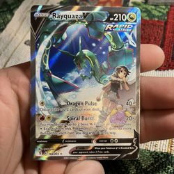 Rayquaza V Evolving Skies 194/203 Holo Ultra Rare Card Alt Art Pokémon Near Mint